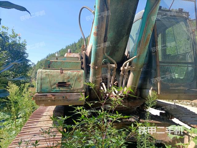神钢SK480LC-8挖掘机