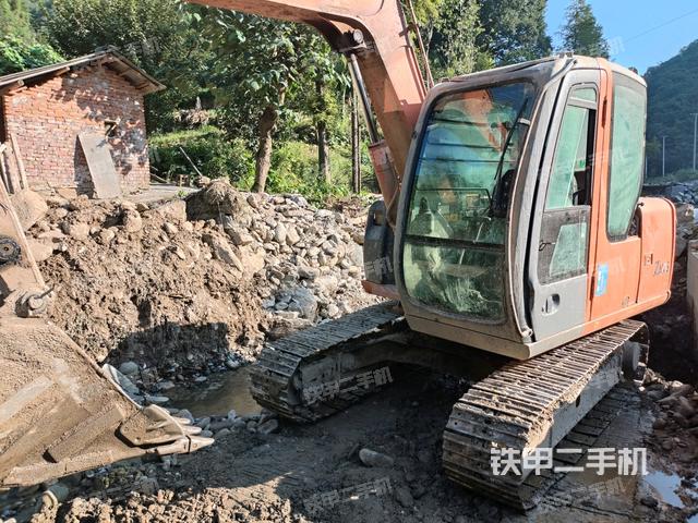日立ZX70挖掘机