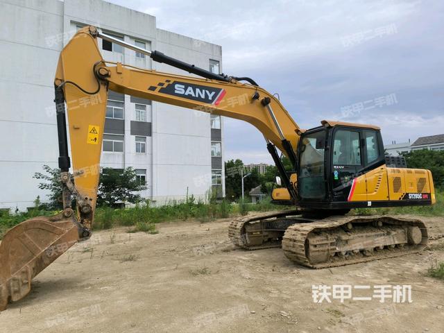 三一重工SY205C挖掘机