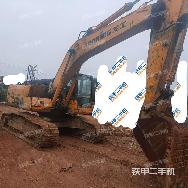 龙工LG6235挖掘机