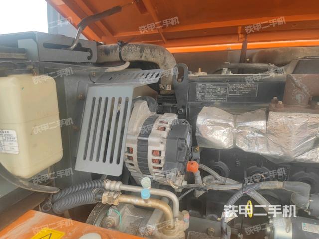 水箱+風(fēng)扇特寫(上車部件) 水箱+風(fēng)扇特寫(上車部件)