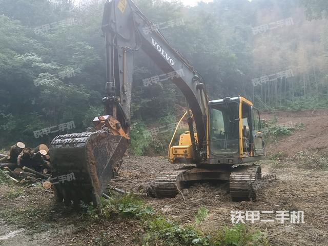 沃尔沃EC140BLC挖掘机