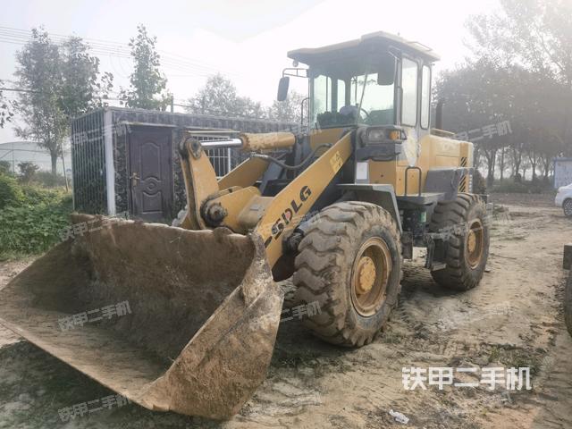 山东临工LG933L装载机