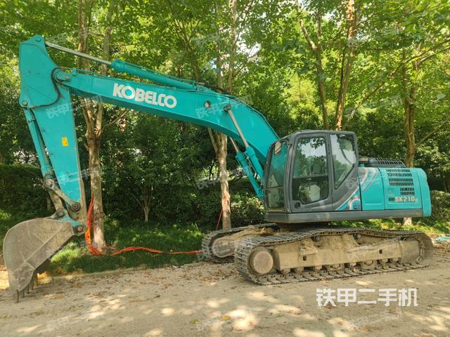 神钢SK210LC-10挖掘机
