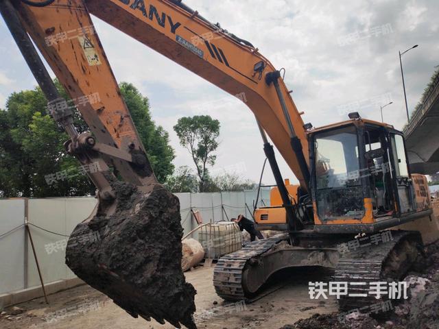 三一重工SY195C挖掘机