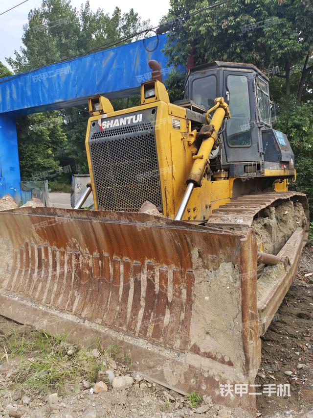 山推SD22推土机