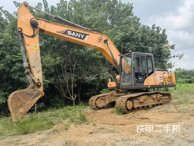 三一重工SY205C挖掘机