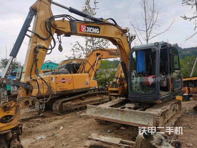 徐工XE75D挖掘机