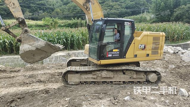 卡特彼勒新一代CAT®323 GC 液压挖掘机