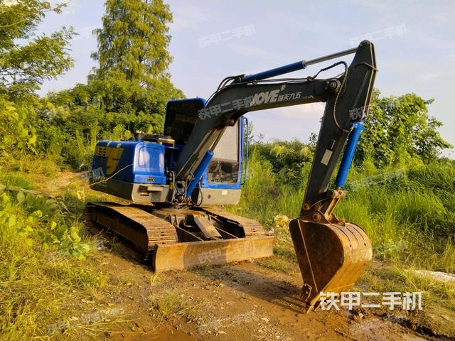 恒天九五JV75C挖掘机
