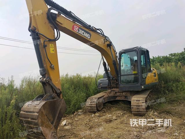 徐工XE135D挖掘机