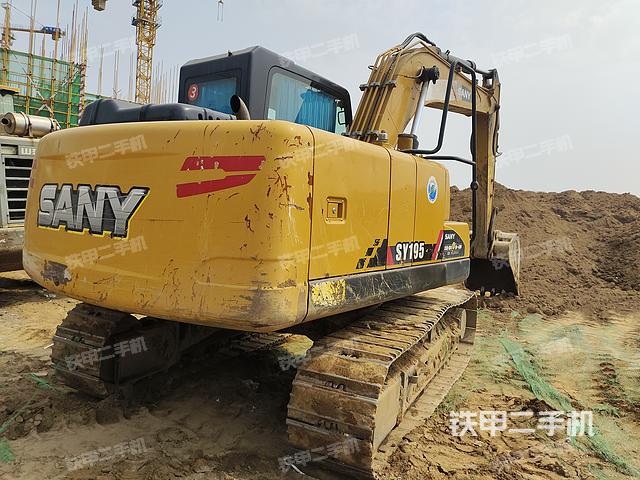 三一重工SY125C挖掘机