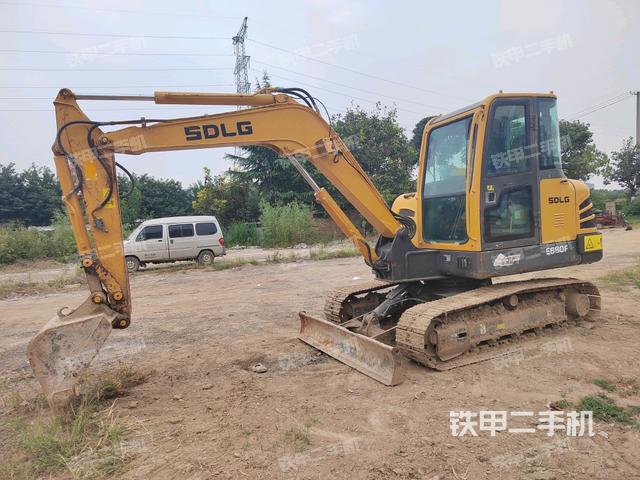 山东临工E660F挖掘机