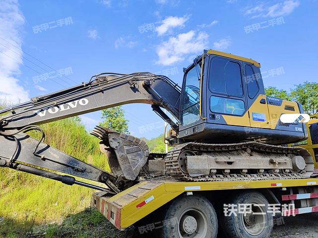 沃尔沃EC120D挖掘机