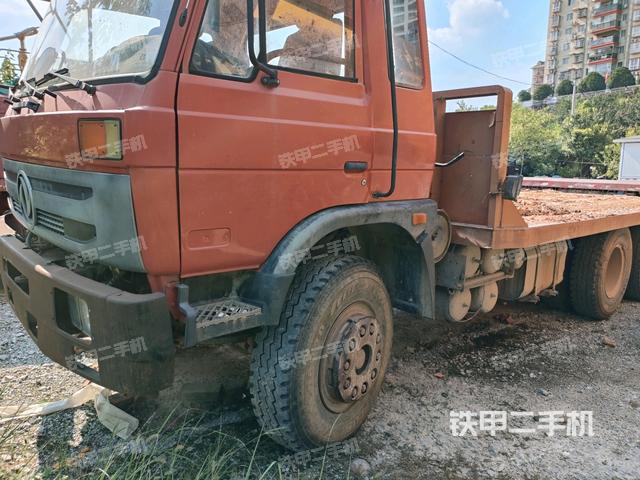 东风4X2平板运输车