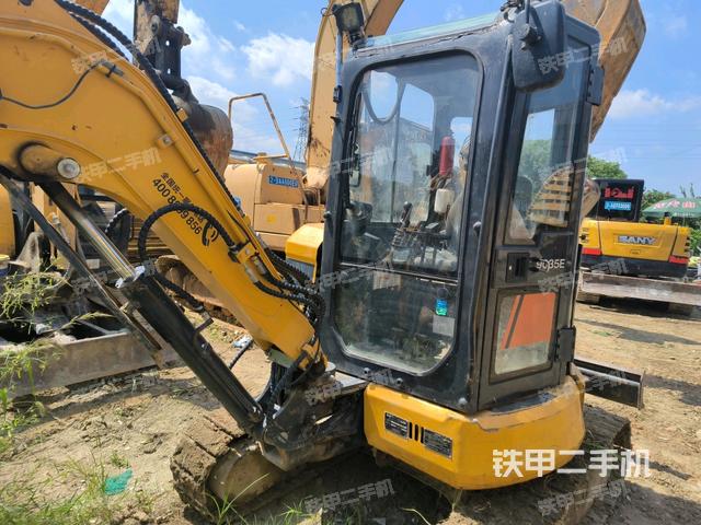 柳工CLG9035E挖掘机