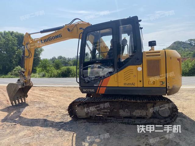 柳工CLG9075E挖掘机
