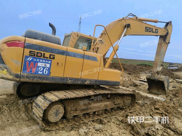 山东临工E6210F挖掘机