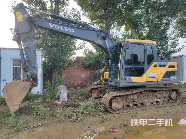 沃尔沃EC140DL挖掘机