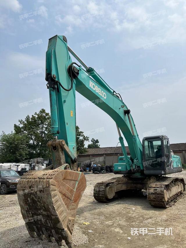 神钢SK350LC-8挖掘机