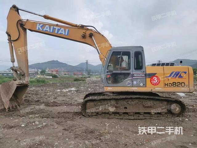 加藤HD820V挖掘机