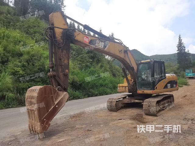 卡特彼勒320D液压挖掘机