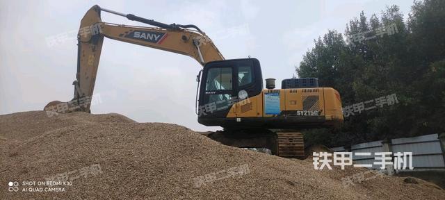 三一重工SY215C挖掘机