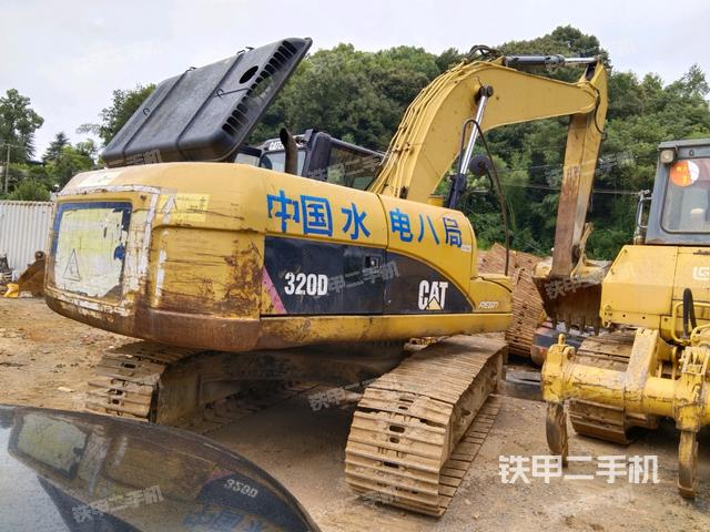 卡特彼勒320D液压挖掘机