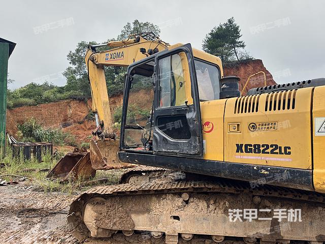 厦工XG822FJ挖掘机