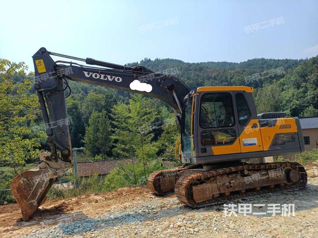 沃尔沃EC120D挖掘机