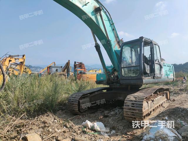 神钢SK350LC-8挖掘机