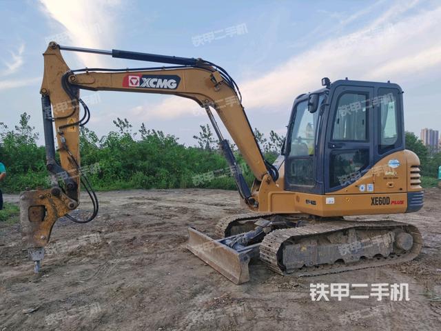 徐工XE60D挖掘机