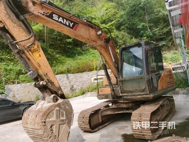 三一重工SY155C挖掘机