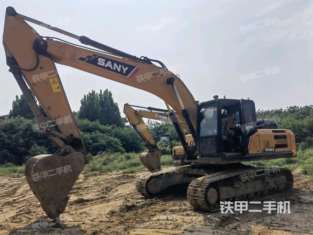 三一重工SY245H挖掘机