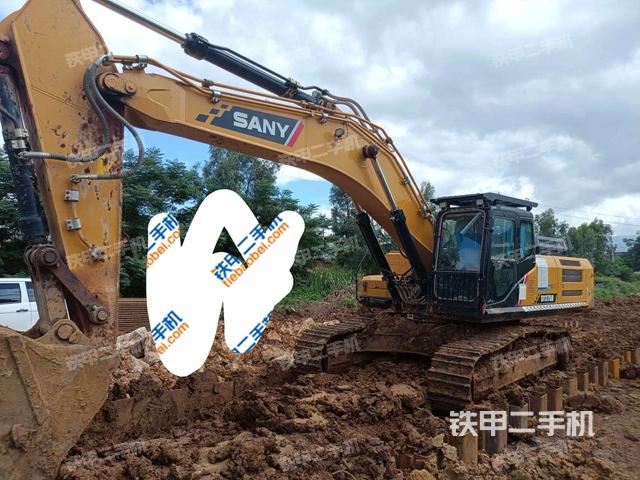三一重工SY375H挖掘机