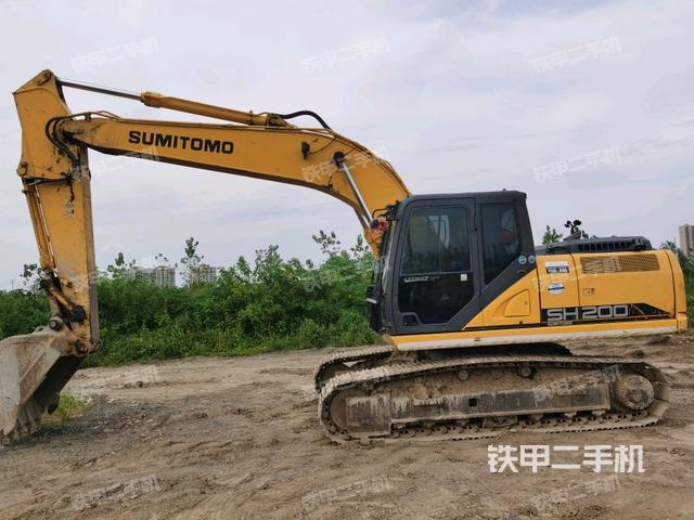 住友SH200-6挖掘机