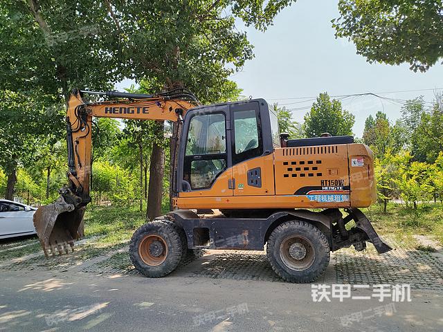 恒特重工HT140W挖掘机