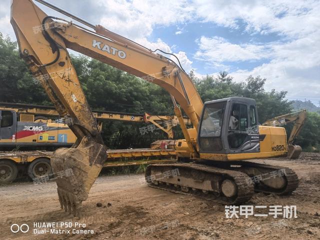 加藤HD820V挖掘机