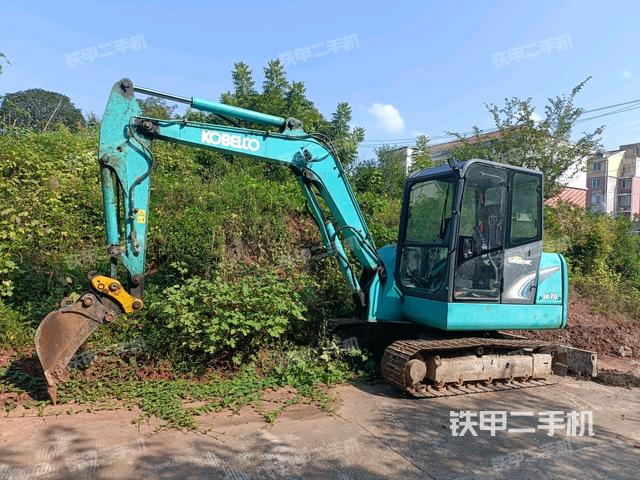 神钢SK60-8挖掘机