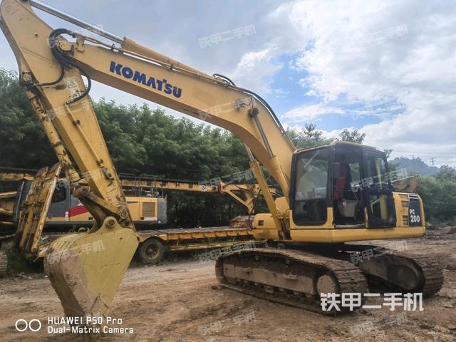 小松PC200-8N1挖掘机