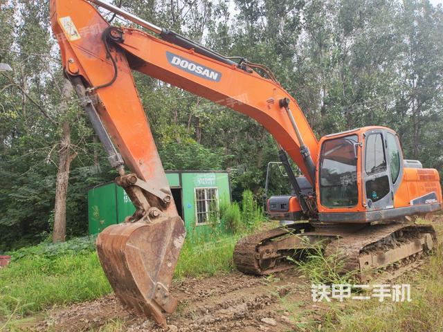 斗山DX215-9C挖掘机