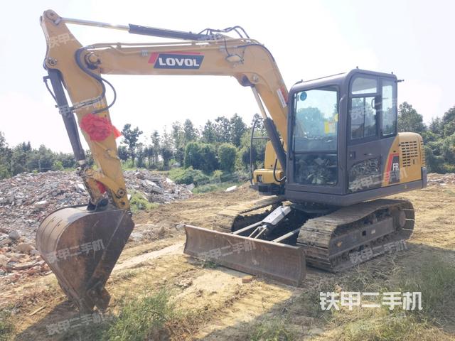 雷沃重工FR75E2挖掘机