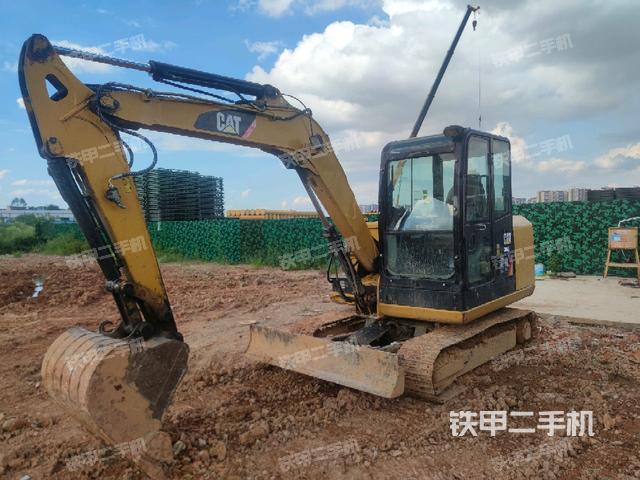 卡特彼勒306E2小型液压挖掘机