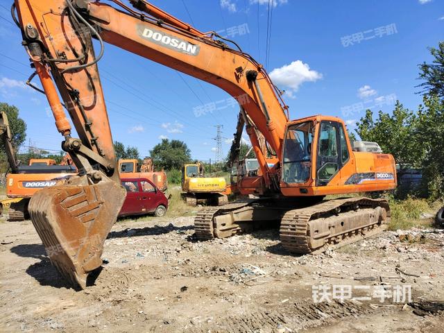 斗山DH300LC-7挖掘机