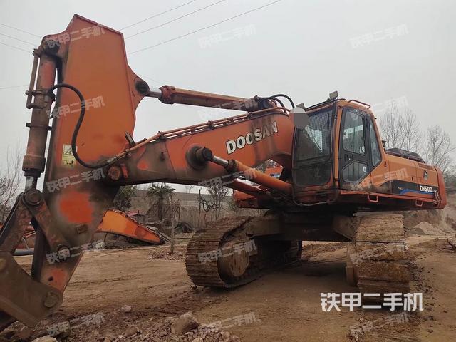 斗山DH500LC-7挖掘机