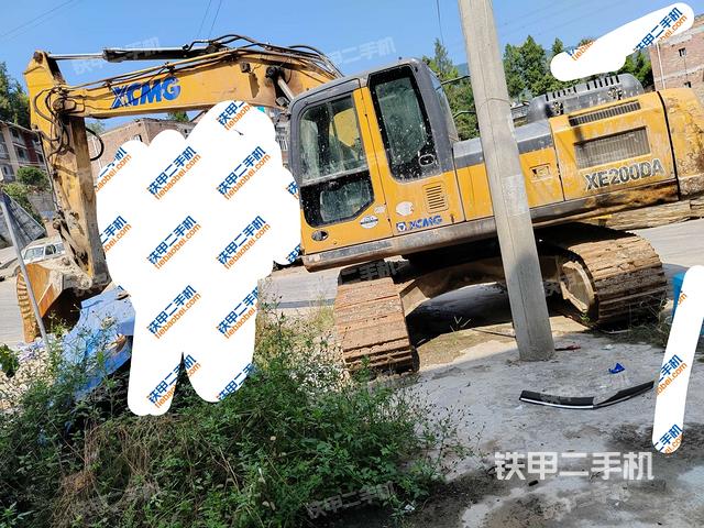 徐工XE200DA挖掘机