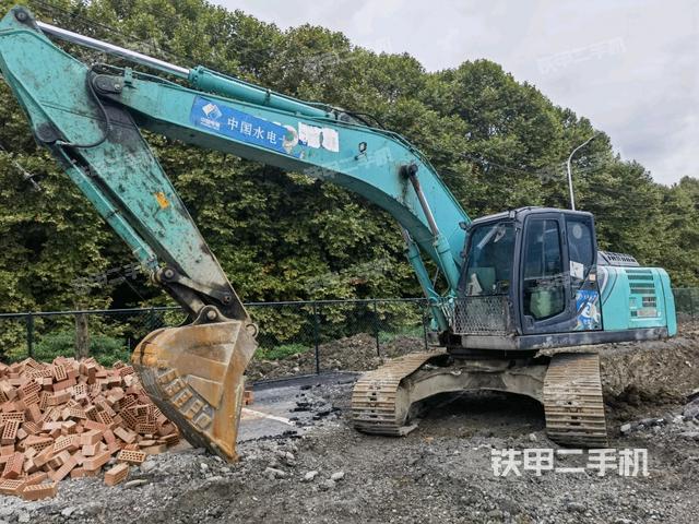 神钢SK250-10挖掘机