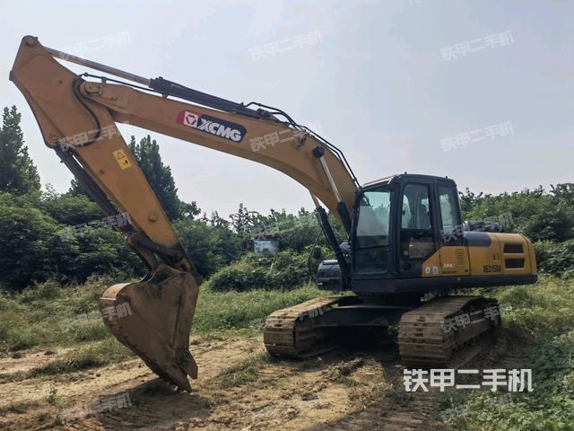 徐工XE215DA挖掘机