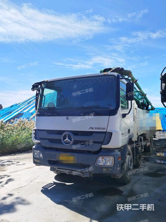 中联重科ZLJ5419THB 52X-6RZ泵车