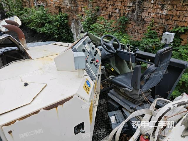 駕駛室頂部（駕駛室/操作室）